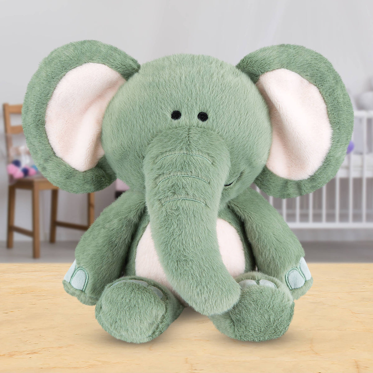 Zoo Crew Echo the Elephant